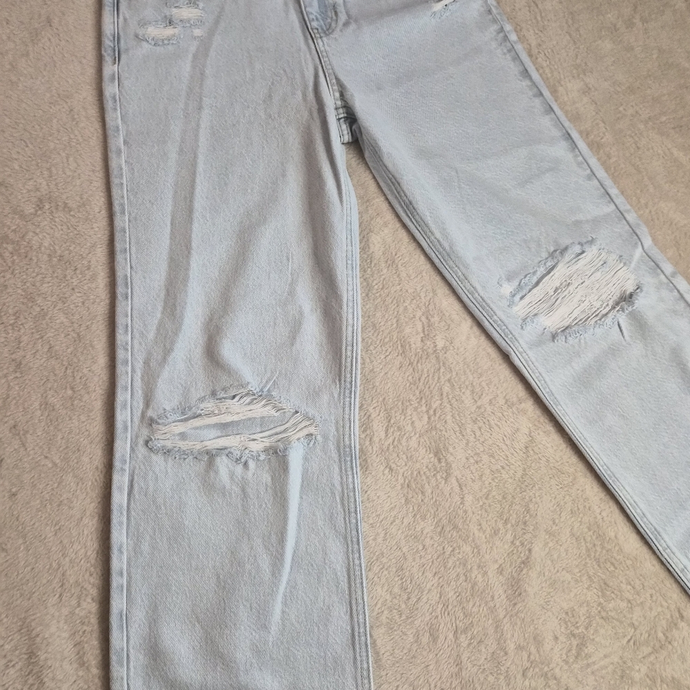 NWT PacSun 90s Boyfriend Light Blue Distressed Jeans Size 26 - Picture 2 of 14